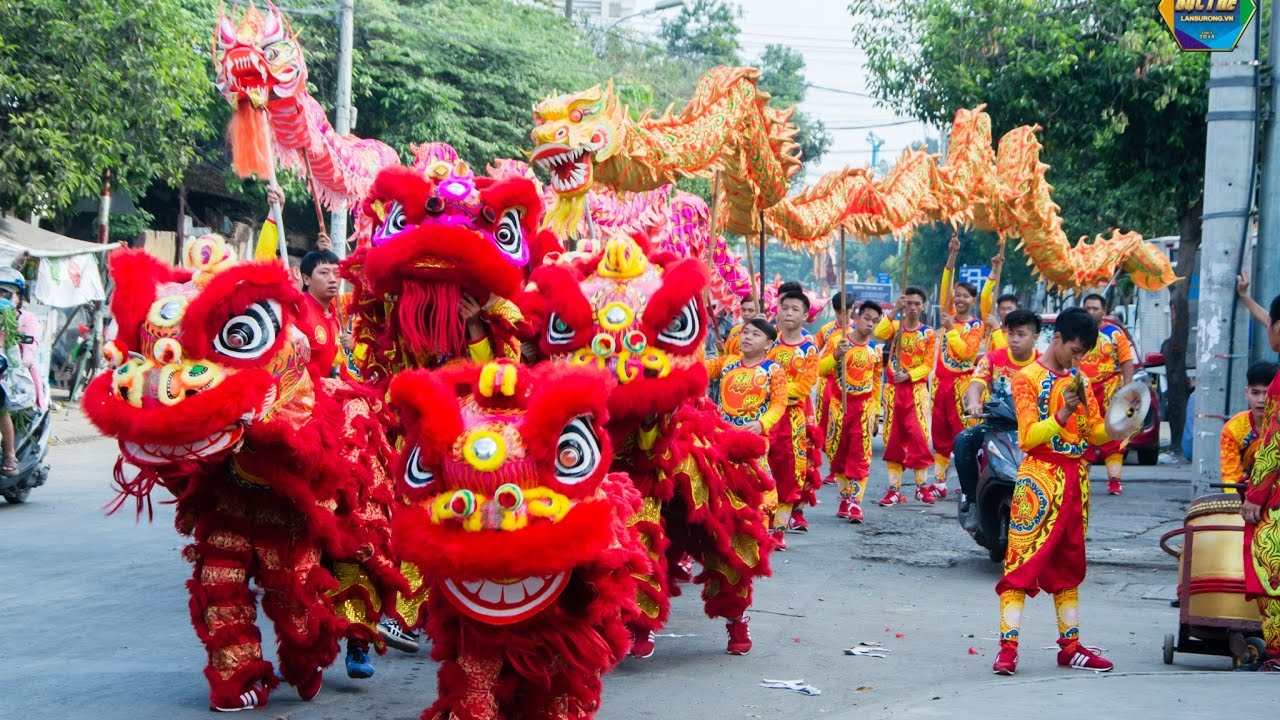 Lion Dance, Moon Festival in Vietnam